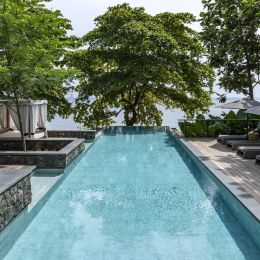 sundy-praia-swimming-pool-1a.jpg