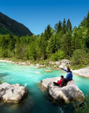 world-of-glamping-soca-slovenia-photo-domen-grgl.jpg