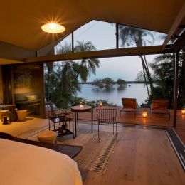 world-of-glamping-thorntree-river-lodge-room-5.jpg